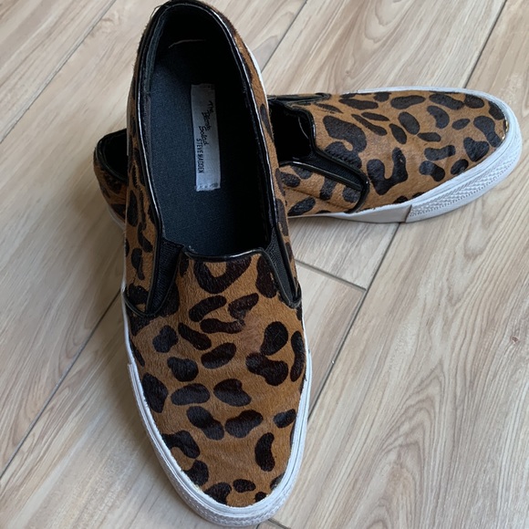 Steve Madden Animal Print Slide Sneakers - Picture 6 of 7